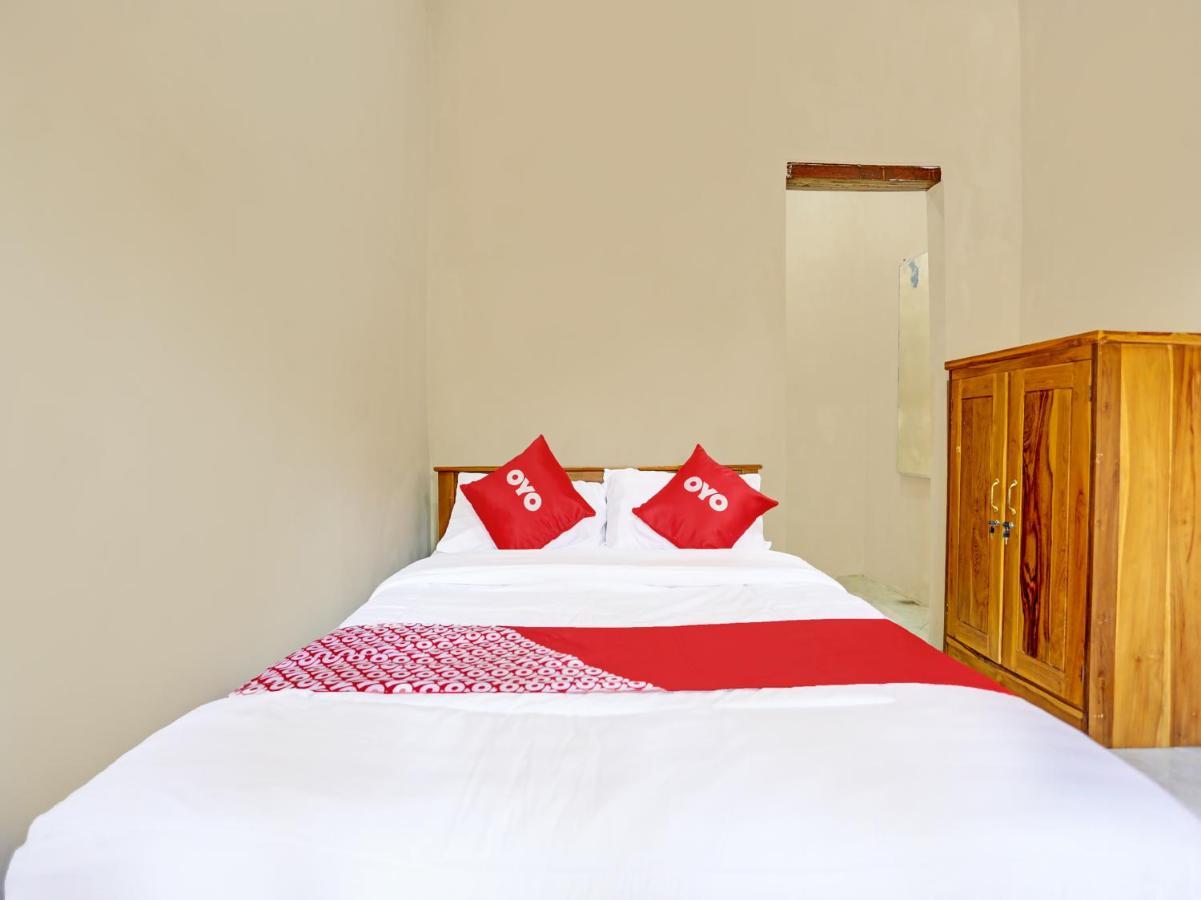Oyo 91261 Cita Suraya Homestay Banyuwangi  Eksteriør billede