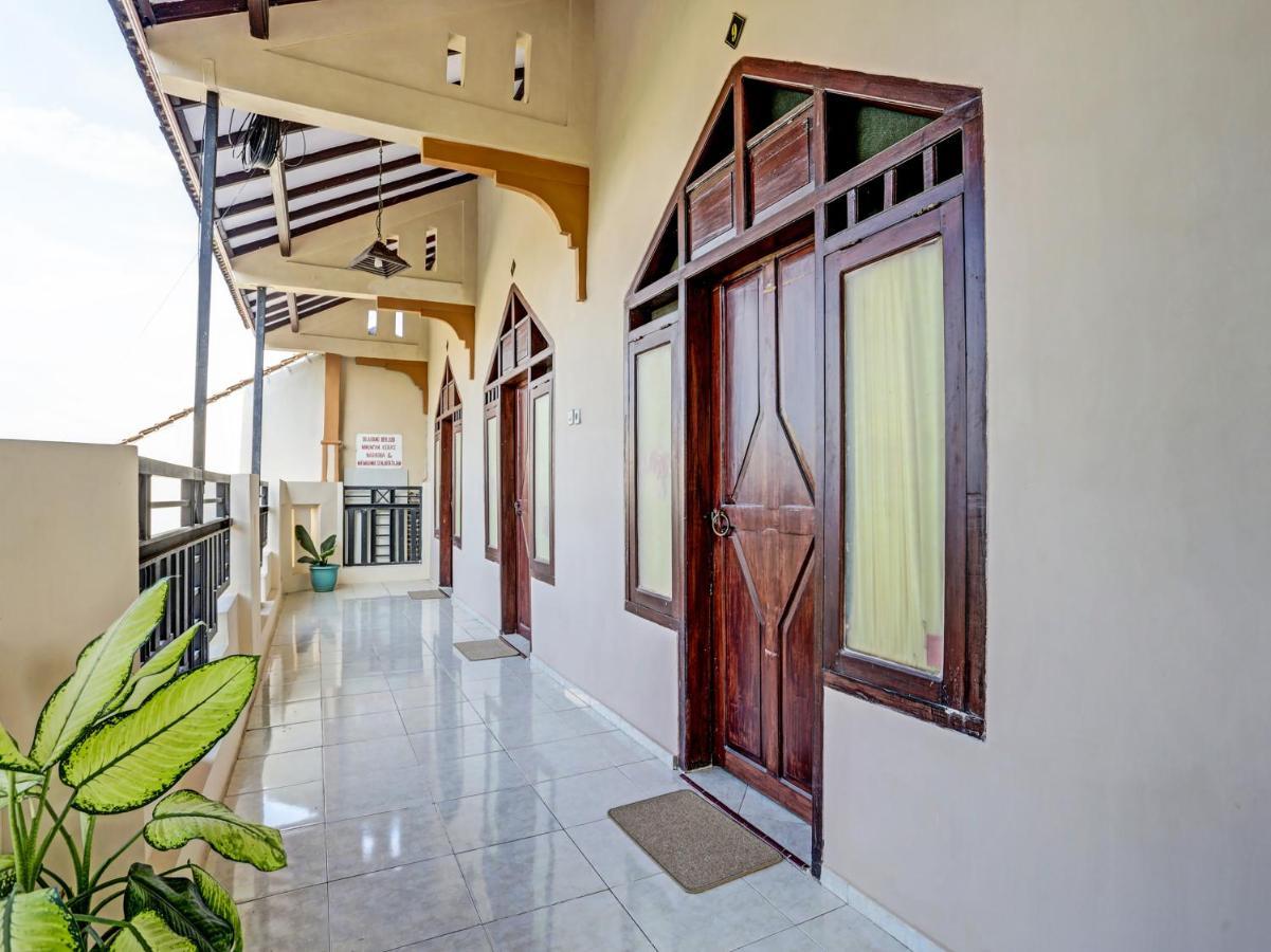 Oyo 91261 Cita Suraya Homestay Banyuwangi  Eksteriør billede