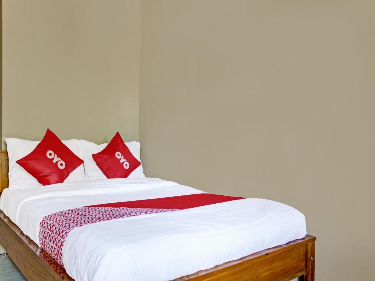 Oyo 91261 Cita Suraya Homestay Banyuwangi  Eksteriør billede